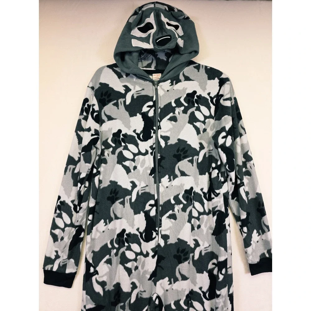 Cat & Jack One Piece Pajamas Kids XL‎ 16 Gray Wolf Hood Zip Cozy Sleepover Cabin